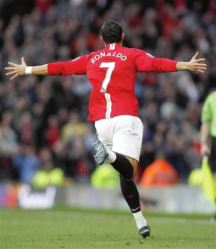 加拉在采访 加拉在采访